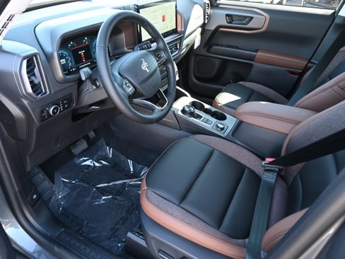 New 2025 Ford Bronco Sport Outer Banks image 15