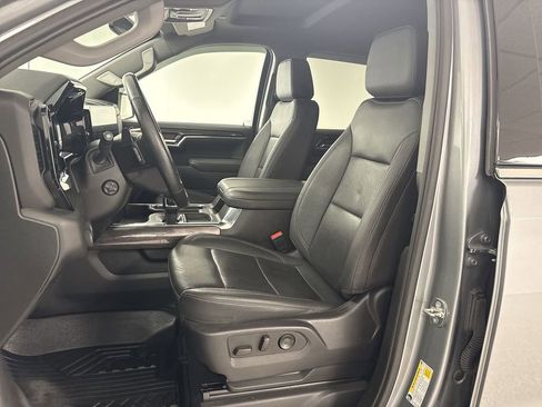 Used 2024 Chevrolet Silverado 1500 LTZ image 10