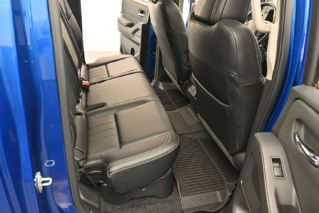 Used 2024 Nissan Frontier SL w/ Technology Package AWD/4WD image 35