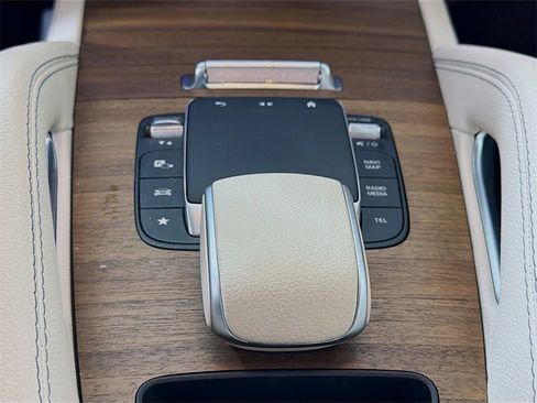 Used 2024 Mercedes-Benz GLE 450 4MATIC image 20