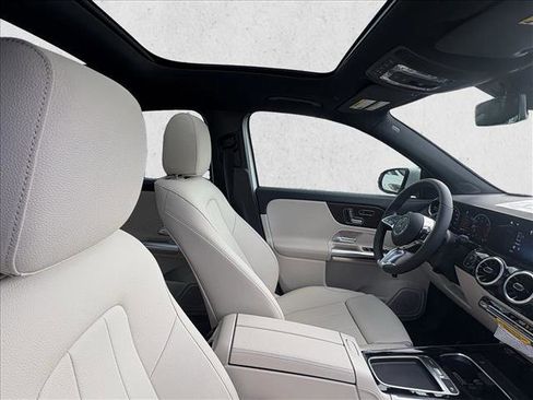 New 2026 Mercedes-Benz GLA 250 image 22