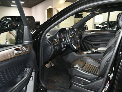 Used 2018 Mercedes-Benz GLE 43 AMG 4MATIC image 45