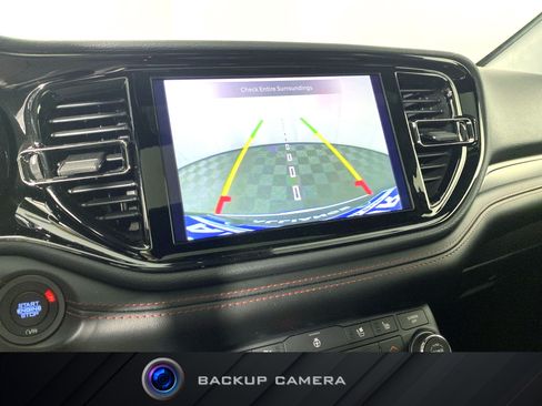 Used 2025 Dodge Durango GT AWD/4WD image 6