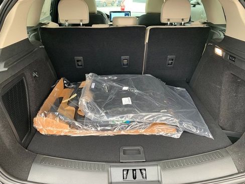 New 2026 Lincoln Corsair Premiere AWD/4WD image 5