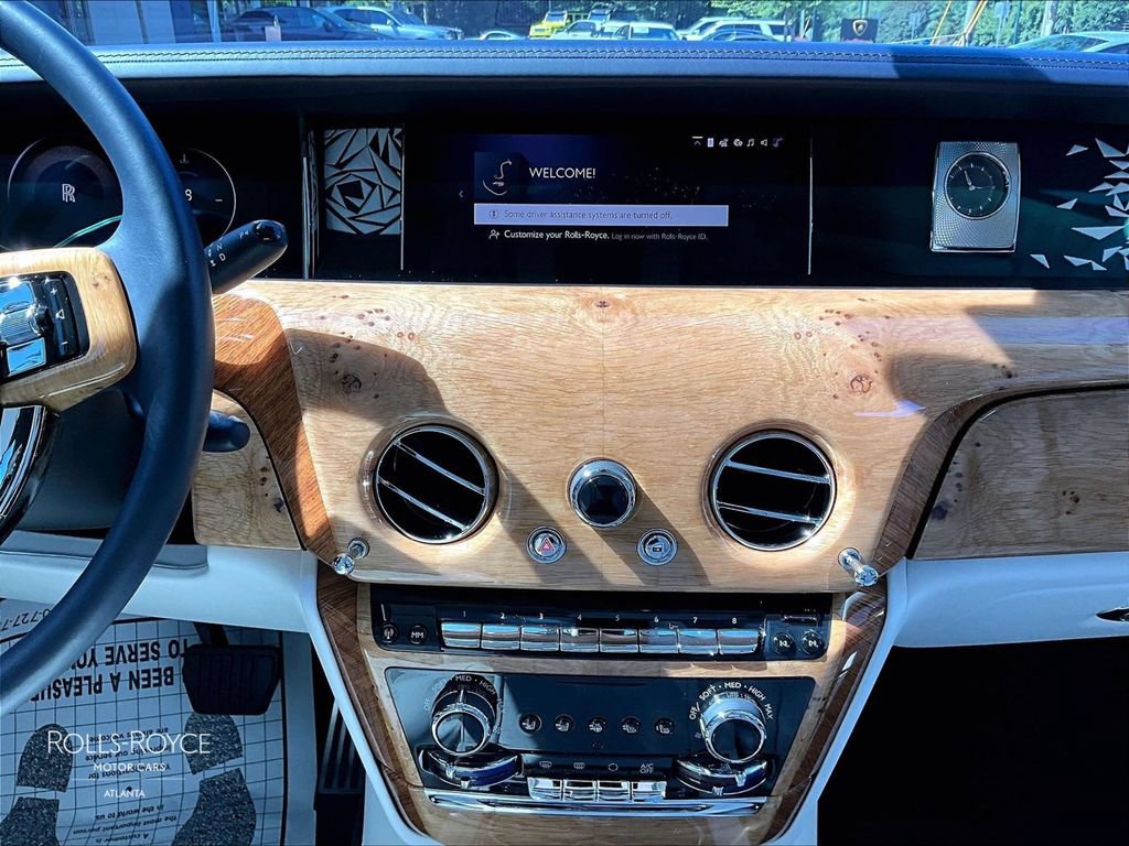 Certified 2026 Rolls-Royce Phantom Sedan RWD image 7