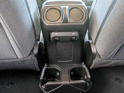 Used 2024 Jeep Wrangler Sport S image 25