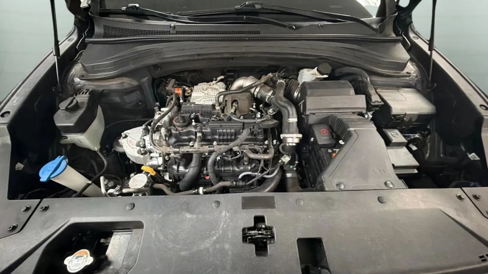 Used 2019 Hyundai Santa Fe FWD w/ Cargo Package image 23
