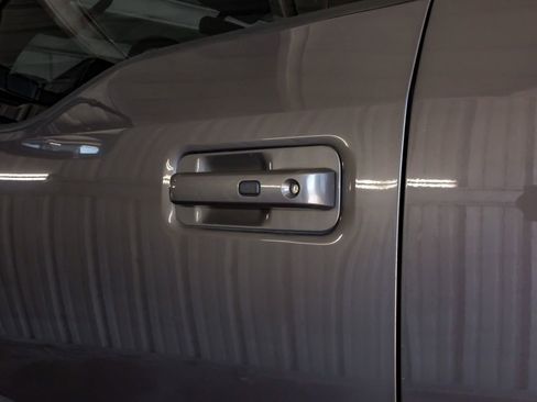 Used 2021 Ford F250 Lariat w/ Tremor Off-Road Package image 40