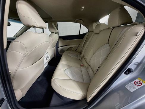 Used 2018 Toyota Camry XLE w/ Audio Package FWD image 34