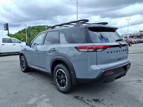 New 2026 Nissan Pathfinder Rock Creek AWD/4WD image 3