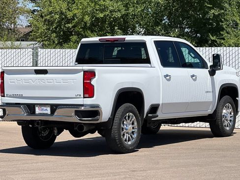 New 2026 Chevrolet Silverado 2500 LTZ w/ LTZ Premium Package AWD/4WD image 4
