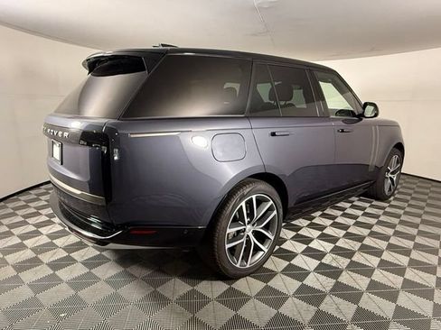 Used 2025 Land Rover Range Rover SE AWD/4WD image 6