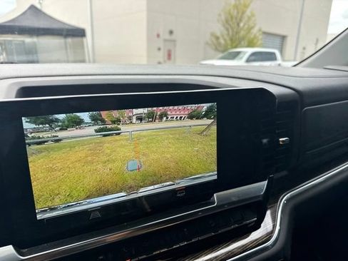 Used 2024 GMC Sierra 1500 Elevation w/ X31 Off-Road Package AWD/4WD image 10