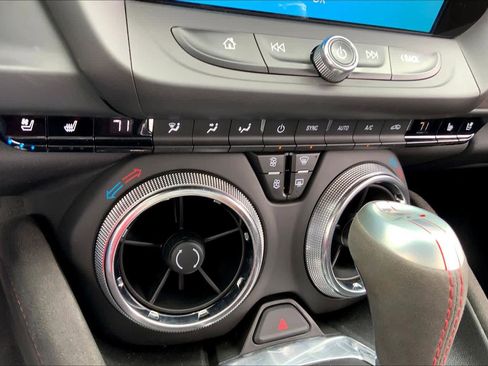 Used 2022 Chevrolet Camaro ZL1 image 62