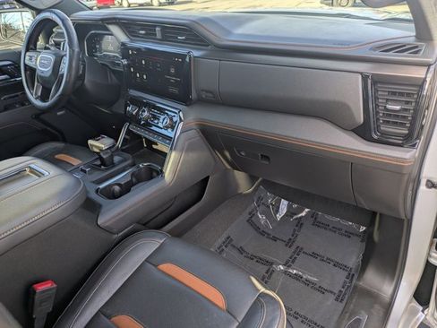 Used 2022 GMC Sierra 1500 AT4 w/ AT4 Premium Package image 23