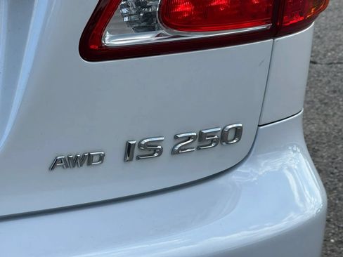 Used 2009 Lexus IS 250 AWD image 9