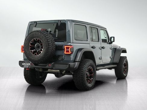 Used 2025 Jeep Wrangler Unlimited Rubicon w/ Convenience Group AWD/4WD image 5
