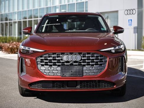 New 2025 Audi Q5 Prestige image 13