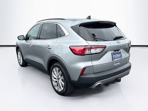 Certified 2022 Ford Escape Titanium w/ Titanium Elite Package AWD/4WD image 8