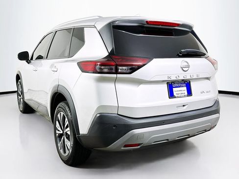 Used 2022 Nissan Rogue SV w/ SV Premium Package AWD/4WD image 6