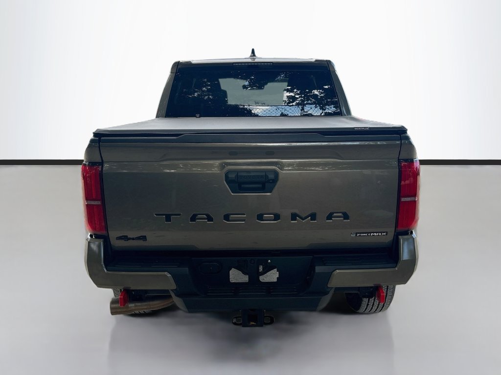 Used 2025 Toyota Tacoma TRD Off-Road AWD/4WD image 6