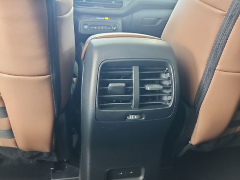 New 2026 Ford Bronco Sport Outer Banks w/ Outer Banks Tech Package+ AWD/4WD image 17