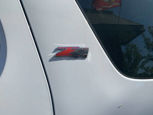 Used 2013 Chevrolet Tahoe LT image 11