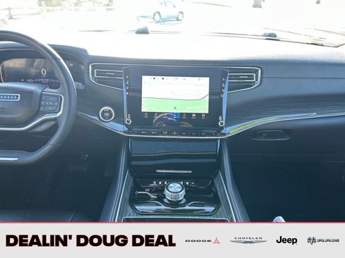 Used 2022 Jeep Wagoneer Series II w/ Premium Group I image 18