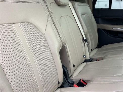 Used 2023 Ford Expedition Max Limited image 22