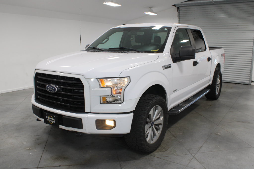 Used 2017 Ford F150 XL w/ Equipment Group 101A Mid AWD/4WD image 4