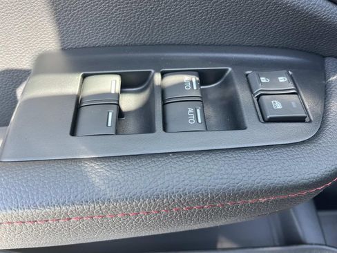 Used 2025 Honda Ridgeline Black Edition image 27