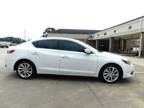 Used 2016 Acura ILX FWD image 1