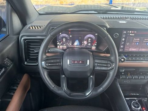 Used 2026 GMC Canyon AT4 w/ Technology Plus Package AWD/4WD image 10