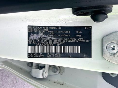 Used 2019 Toyota Land Cruiser AWD/4WD image 36