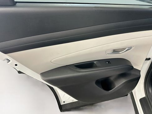 Used 2025 Hyundai Tucson SEL AWD/4WD image 26