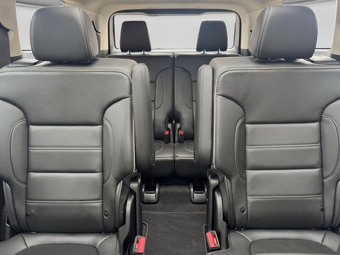 Used 2023 GMC Acadia Denali w/ Denali Ultimate Package image 22