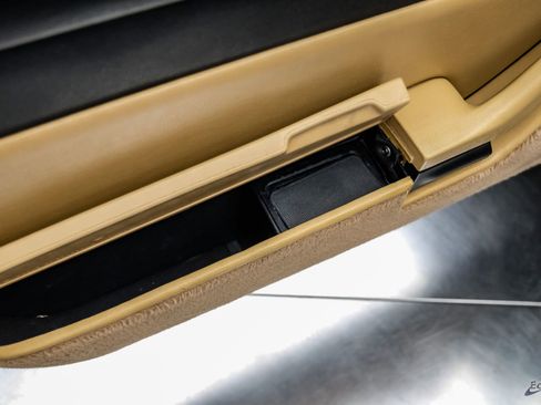 Used 1997 Porsche 911 Carrera S image 93