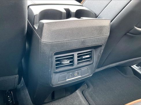 Used 2023 GMC Canyon AT4 w/ AT4 Premium Package AWD/4WD image 32