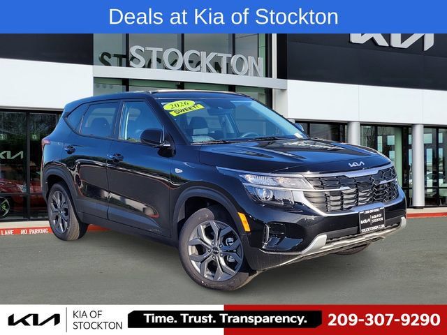 Certified 2026 Kia Seltos LX FWD image 1