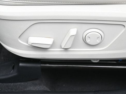Used 2023 Kia Sorento SX AWD/4WD image 10