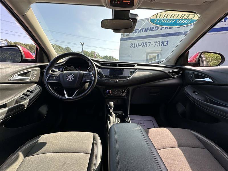Used 2021 Buick Encore GX Preferred w/ Cold Weather Comfort Package FWD image 12