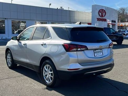 Used 2022 Chevrolet Equinox LT image 6