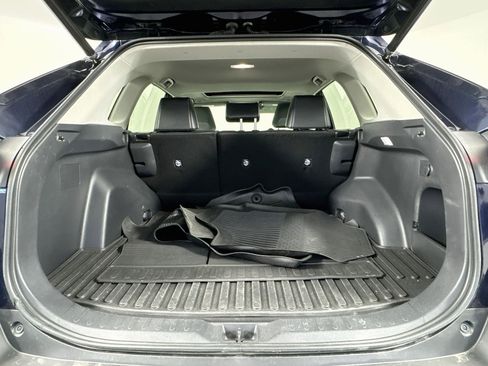 Used 2023 Toyota RAV4 XLE Premium AWD/4WD image 27