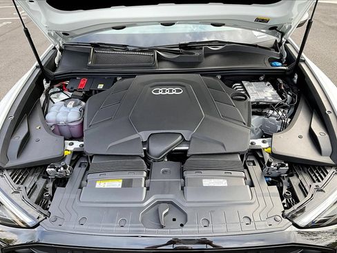 New 2026 Audi Q8 Prestige AWD/4WD image 12