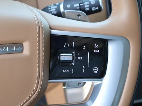 Certified 2024 Land Rover Range Rover SE AWD/4WD image 30