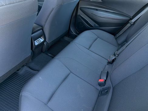Used 2025 Toyota Corolla LE FWD image 14