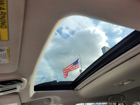 Used 2024 Subaru Outback Limited image 4