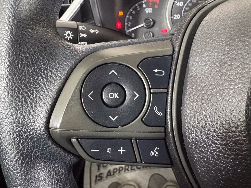 Used 2022 Toyota Corolla LE FWD image 20