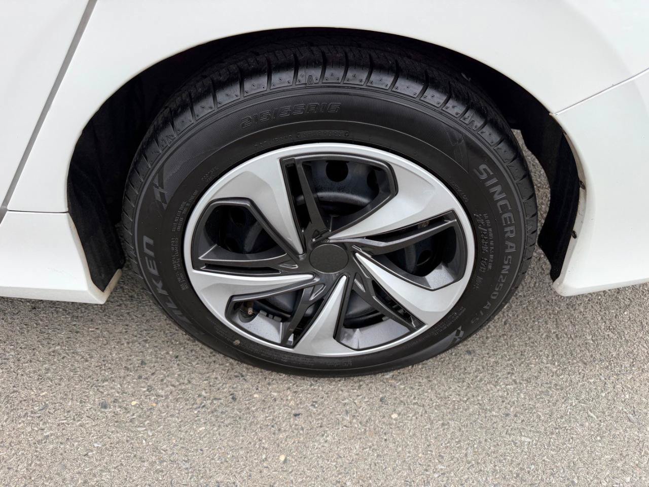 Used 2020 Honda Civic LX image 14