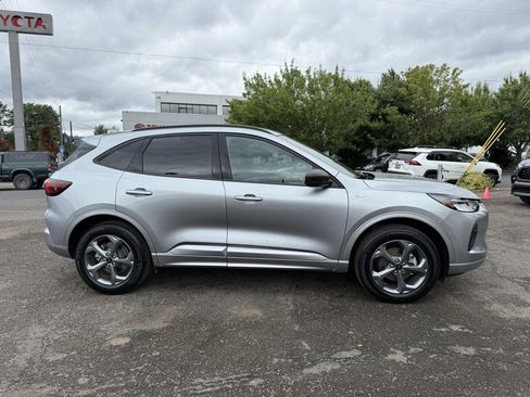 Used 2024 Ford Escape ST-Line image 18